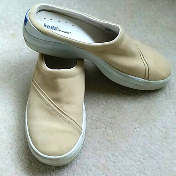 Canvas Slides / Mules - Picture 2 of 8